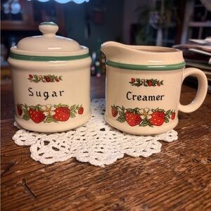 Strawberry Sugar and Creamer Set